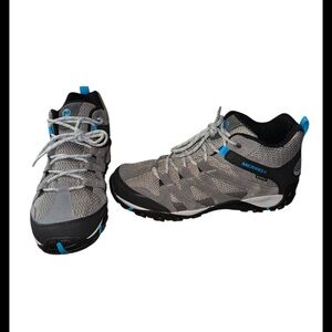 Merrell Women's hiking shoes in Gray and Blue